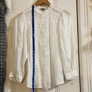 Pilcro White Floral Button Down Blouse